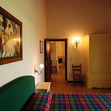 Sleeps 2 Pool Wifi T764334 Appartamento *